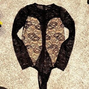 OLIVACEOUS Lace Bodysuit Medium